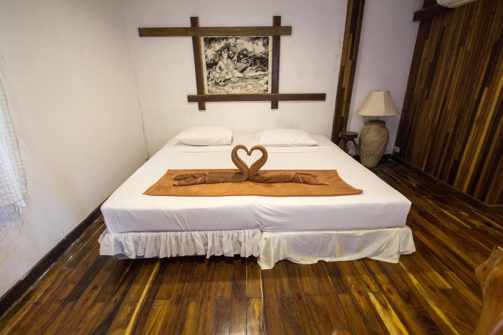 Tropical Garden Bungalow Kepulauan Phi Phi Bagian luar foto
